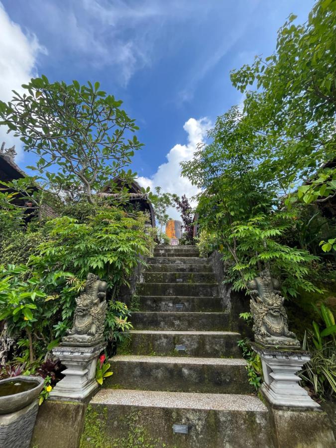 Holy Hills Bungalow Nusa Penida Batumadeg Extérieur photo